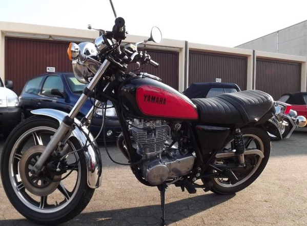SR500 vasen.jpg